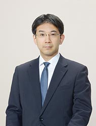 山内神仏具店代表取締役社長　山内 伸恭